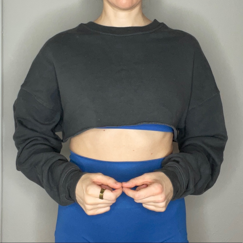ALO Yoga Extreme Cropped Crew sweatshirt